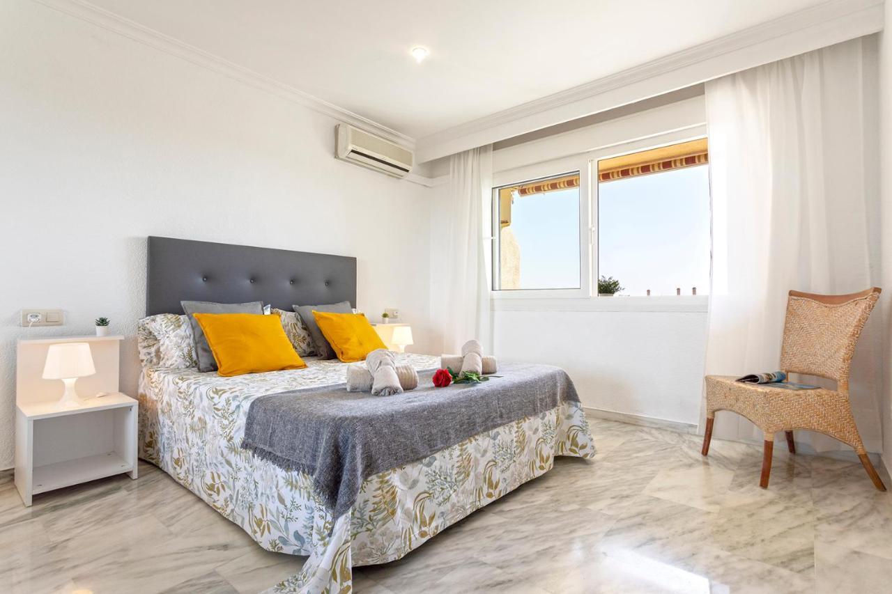 Beach And Pool Holidays At The Grand Coloso Benalmadena Luaran gambar