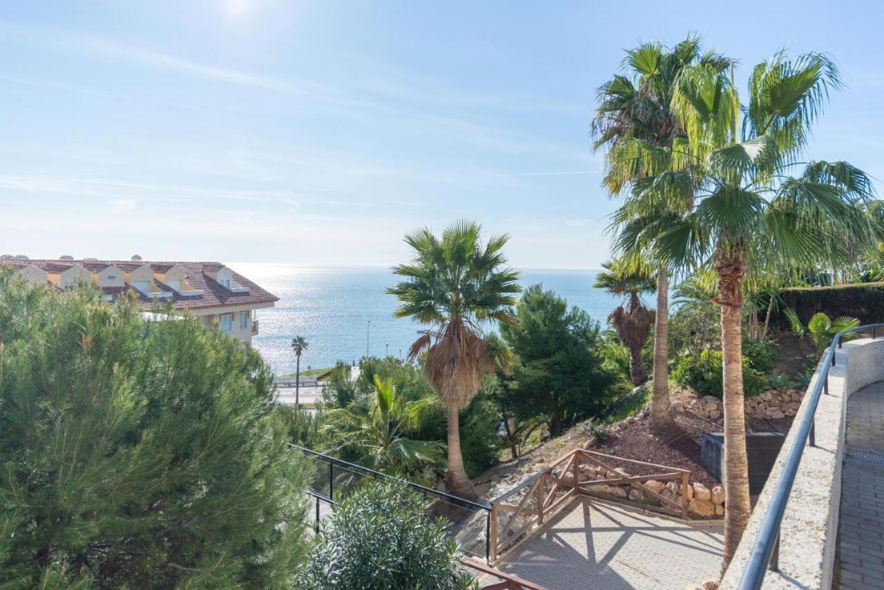 Beach And Pool Holidays At The Grand Coloso Benalmadena Luaran gambar