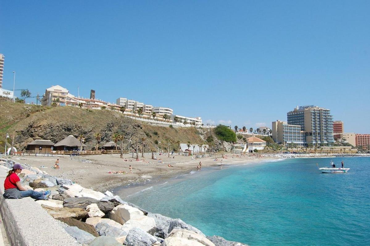 Beach And Pool Holidays At The Grand Coloso Benalmadena Luaran gambar